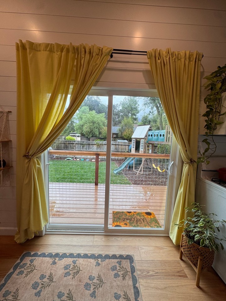 209 Fox St #TH - Photo 2 of 8