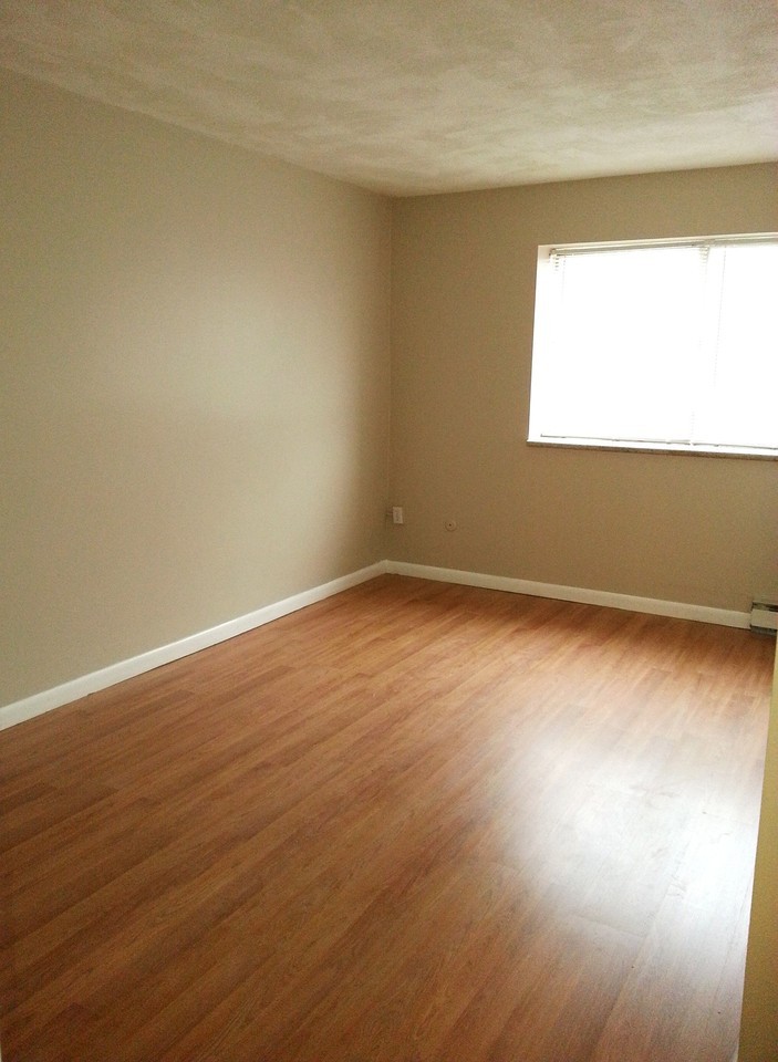 26 Willis St - Photo 4 of 6