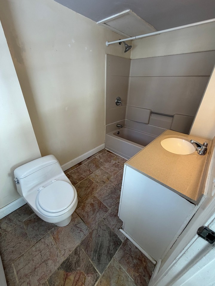 92 Arlington St #1 - Photo 3 of 14