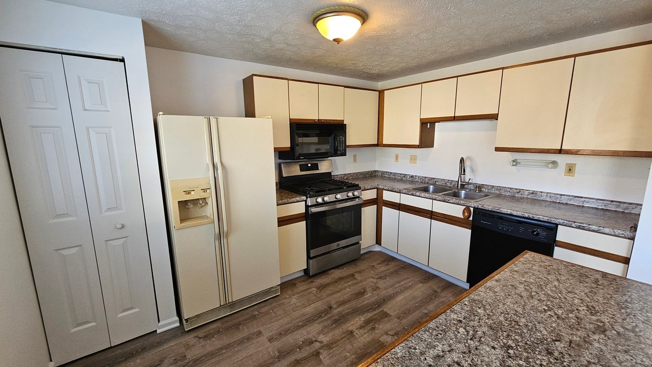316 Parkridge Ln - Photo 6 of 19