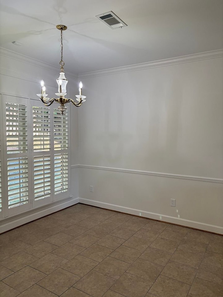 3933 Gaineswood Ln - Photo 3 of 7