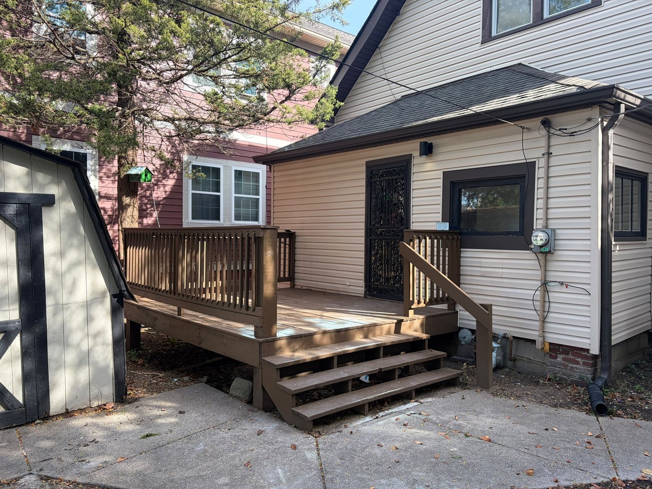 2436 Guilford Ave - Photo 2 of 11