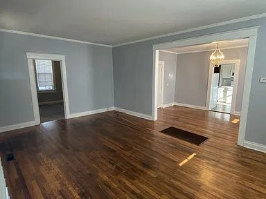 410 Hill St - Photo 2 of 4