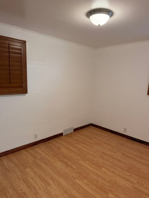 12135 S Redwood Rd - Photo 7 of 11