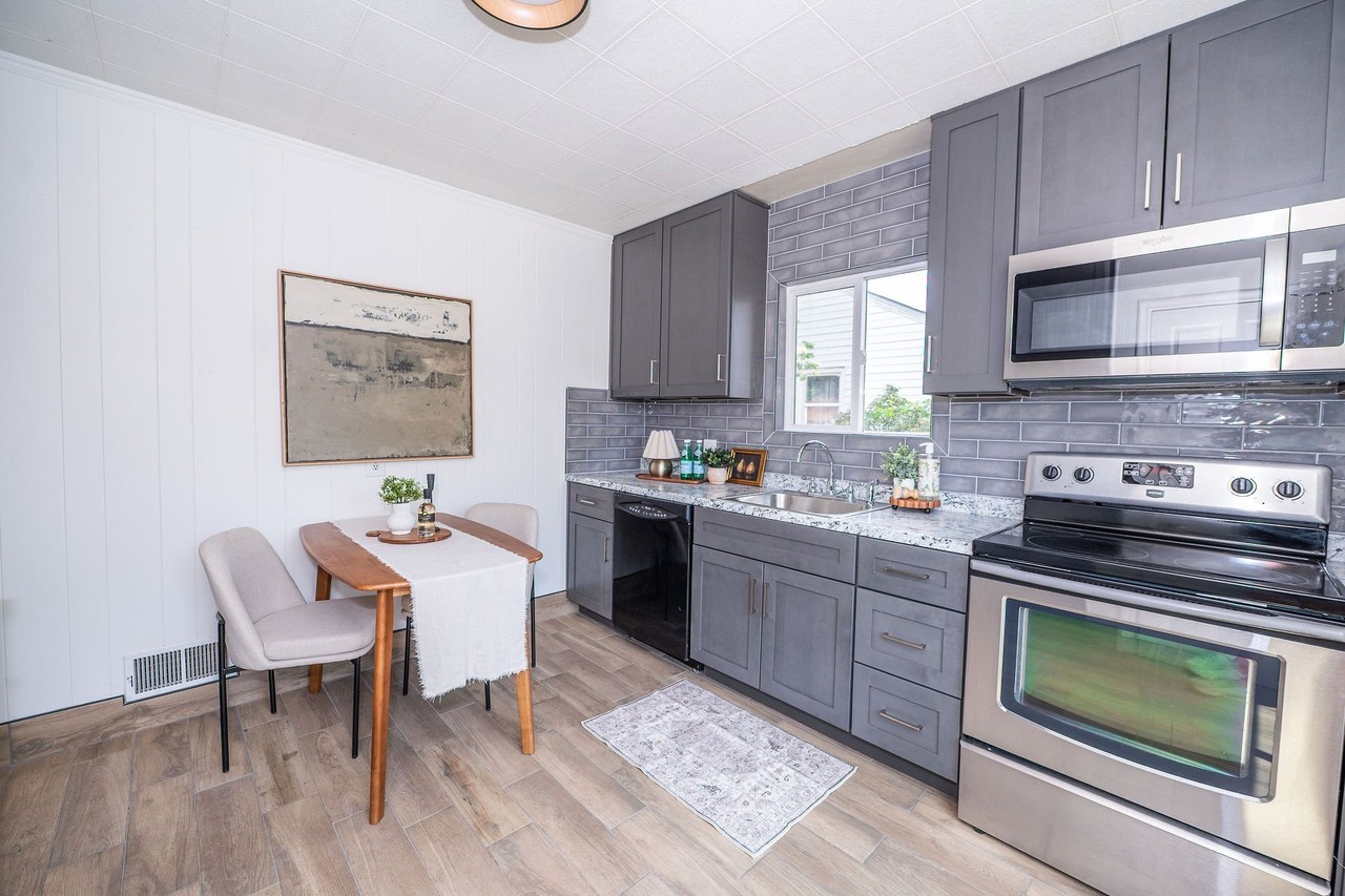 5 W Miller St - Photo 5 of 14