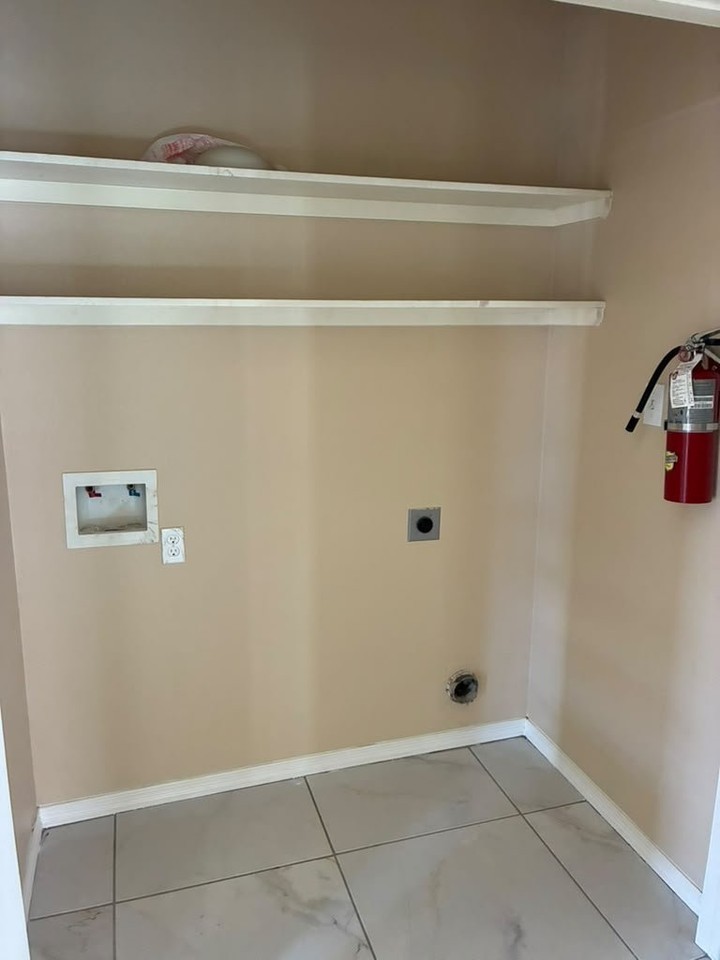 3000 Rosemary Dr - Photo 6 of 10