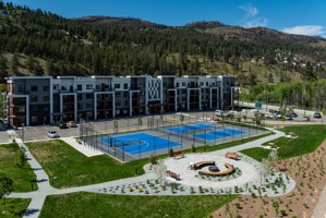featured image of 1520 Westside Rd