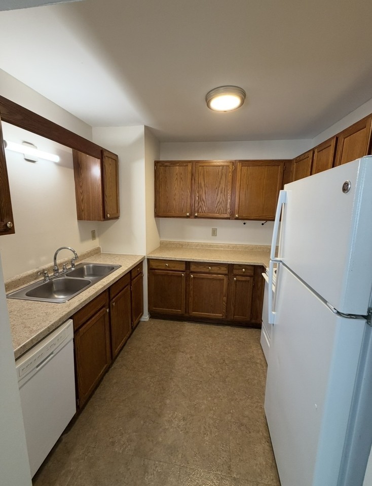 608-610 Wabash Avenue - Photo 5 of 9
