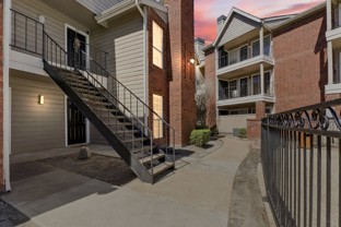 Beacon Hill Apartments - Photo 1 of 1