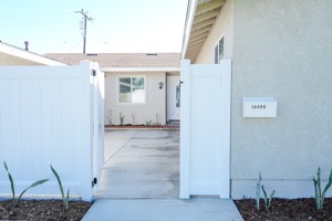 featured image of 16490 Van De Velde Way