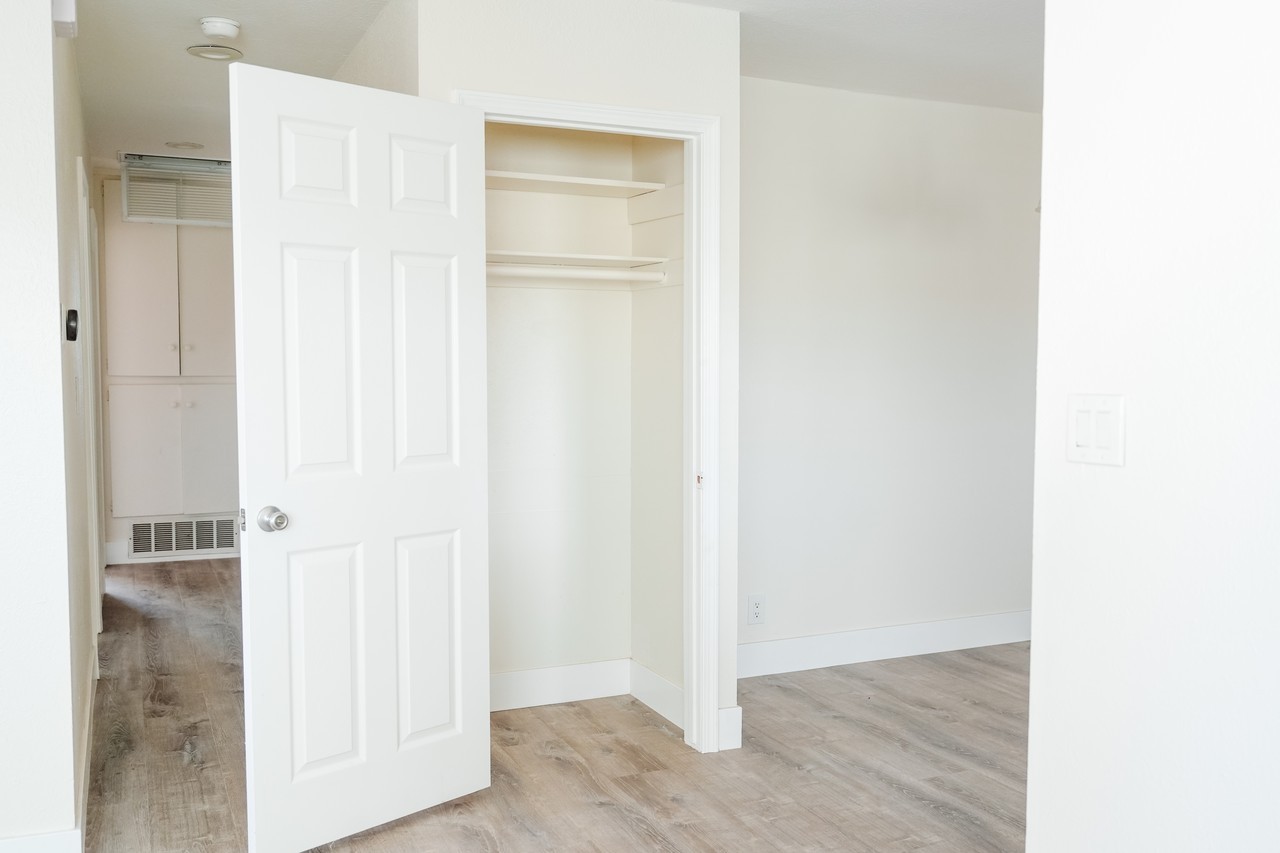 16490 Van De Velde Way - Photo 7 of 48