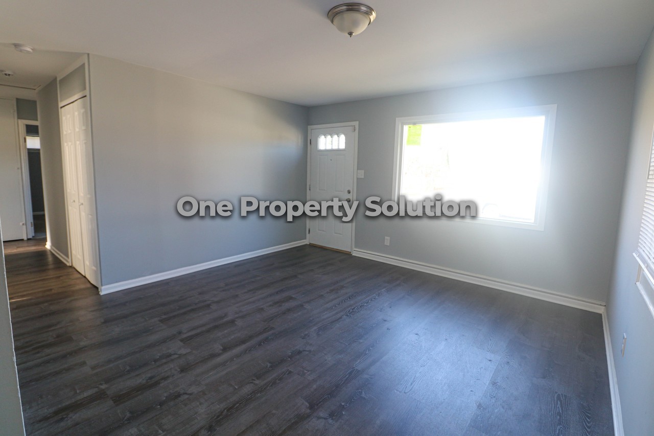 3206 Kenwood St #1 - Photo 4 of 22