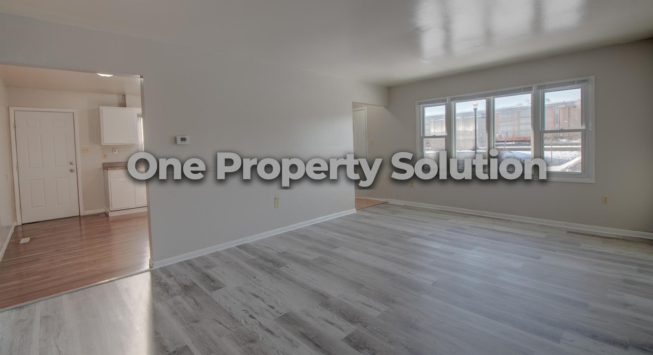 1141 Logan St #1 - Photo 4 of 19