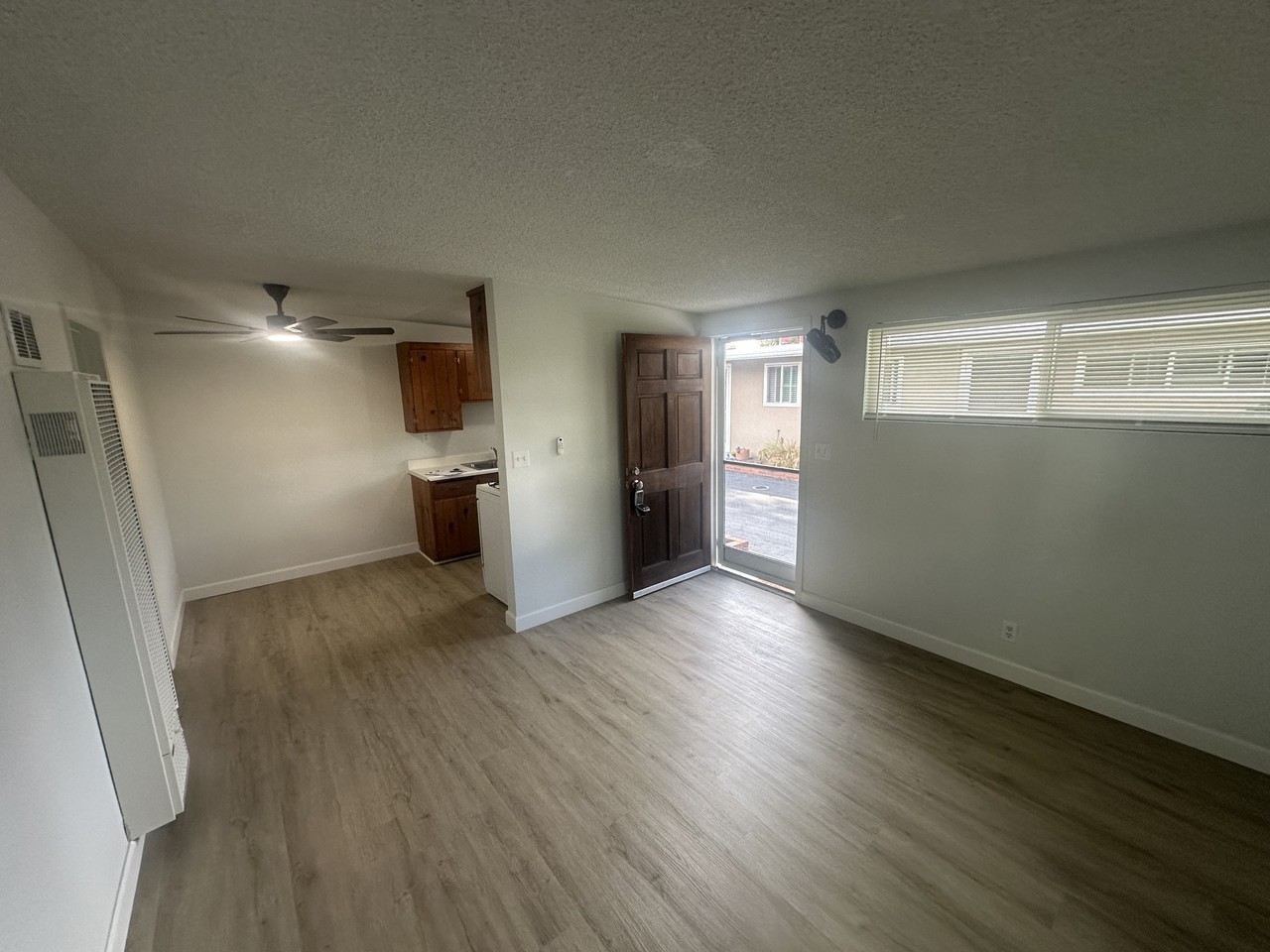 717 S Cedros Ave #717 - Photo 4 of 19