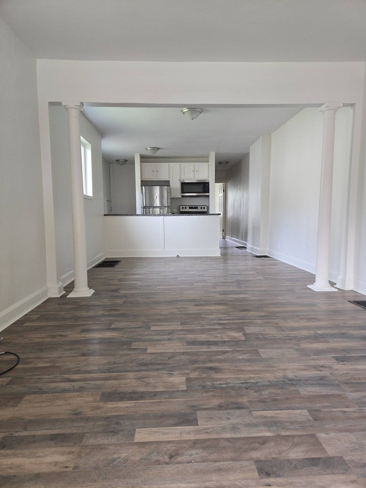 419 N Beville Ave #1 - Photo 2 of 8