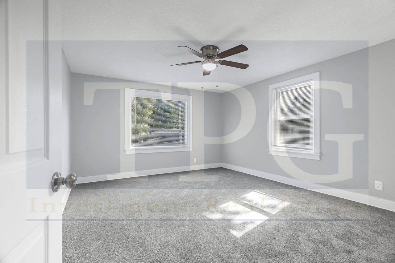 8720 N Grand Ave #1 - Photo 7 of 20