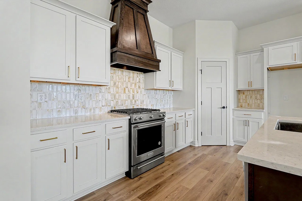 2640 S Clear Creek St #2640 - Photo 3 of 28