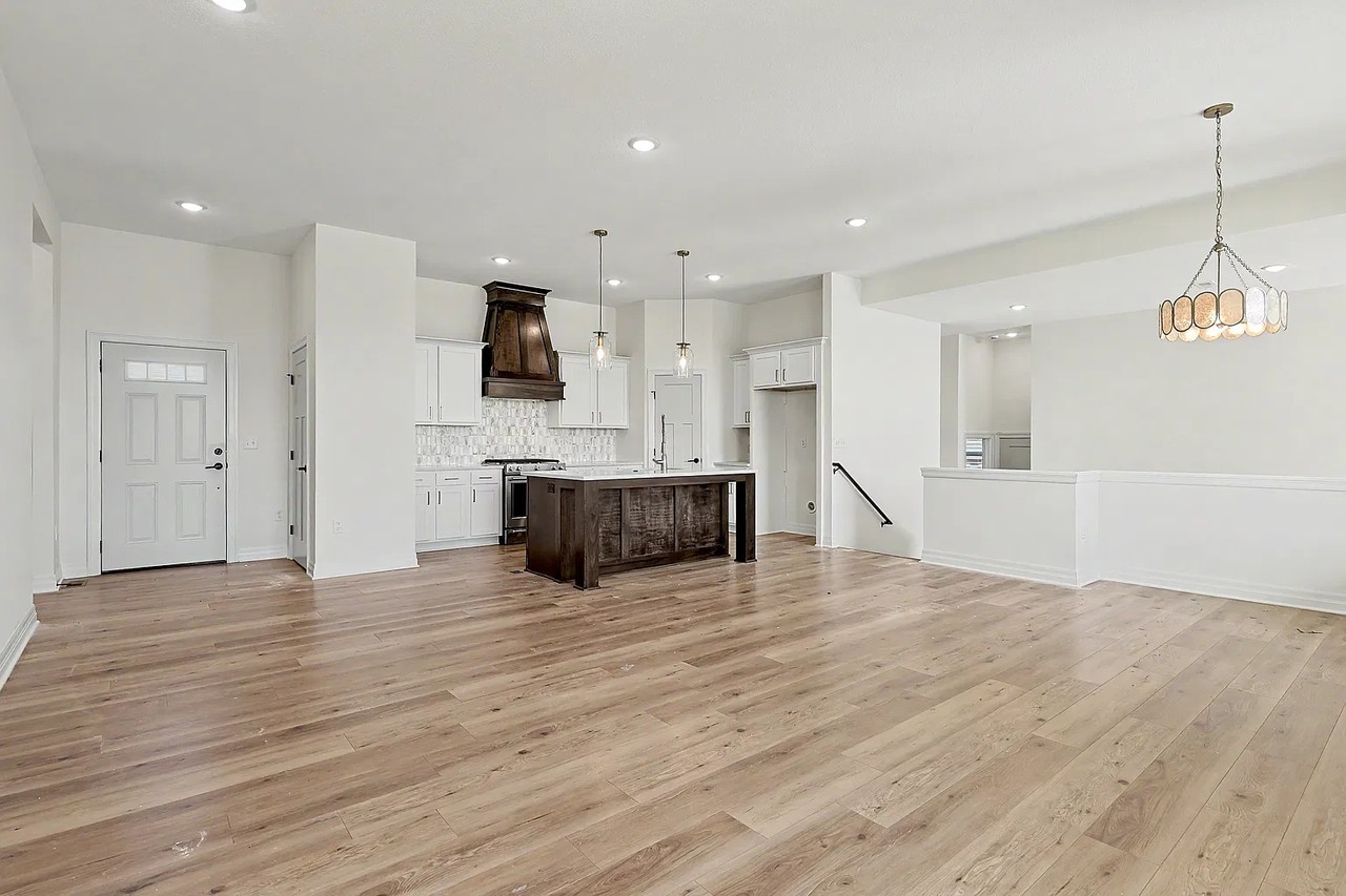 2640 S Clear Creek St #2640 - Photo 6 of 28