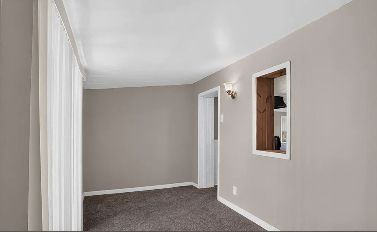 9765 Colony Dr #1 - Photo 5 of 8