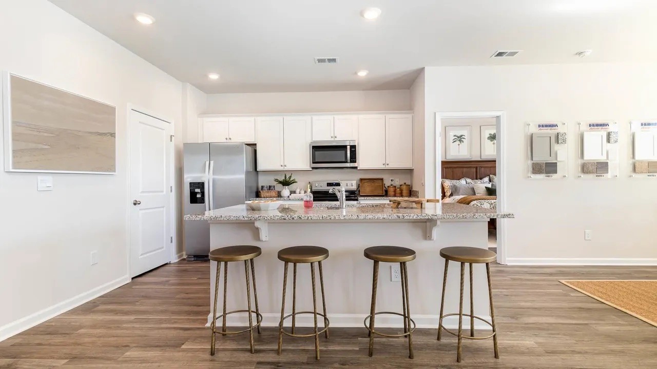 271 Ridley St #1 - Photo 5 of 14