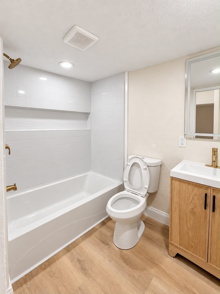 276 Mckinley Ave #1 - Photo 6 of 11