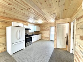 featured image of 204 8th St #1