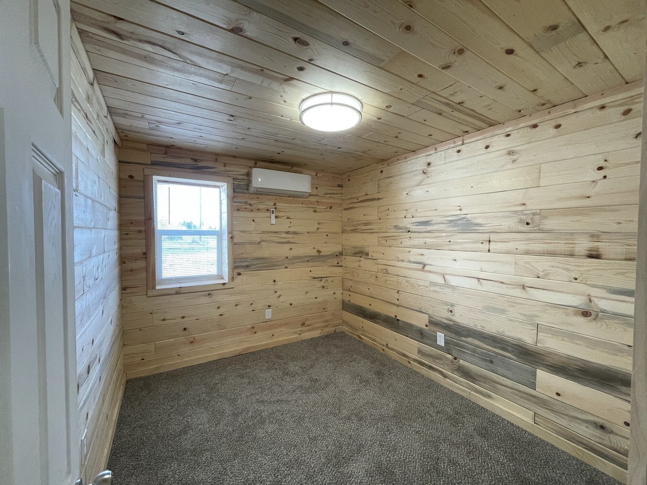 204 8th St #1 - Photo 6 of 10