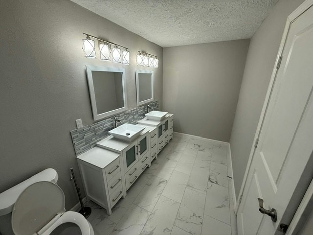 2505 Ewell Dr - Photo 4 of 22