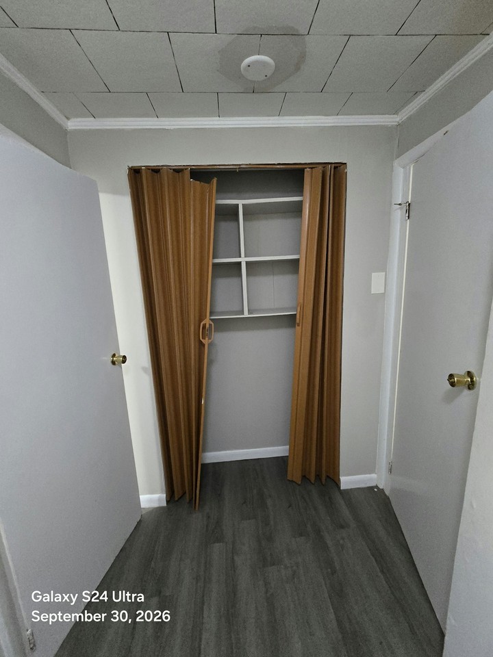 1529 Foster Avenue - Photo 7 of 14