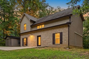 featured image of 251 Oak Dr