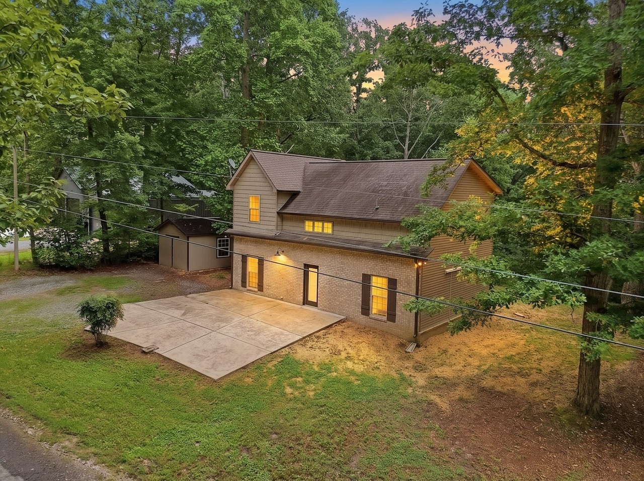 251 Oak Drive - Photo 3 of 14