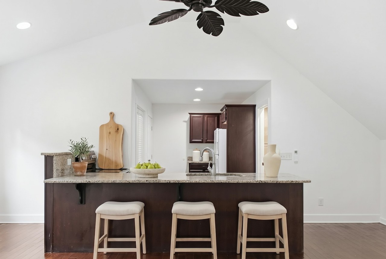 251 Oak Drive - Photo 6 of 14