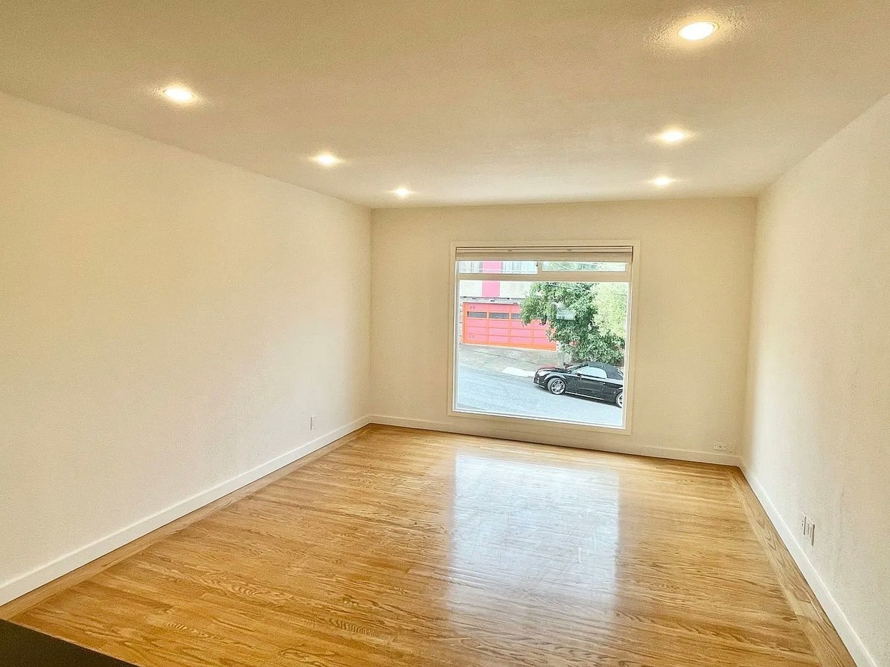 809 Colby St - Photo 5 of 27