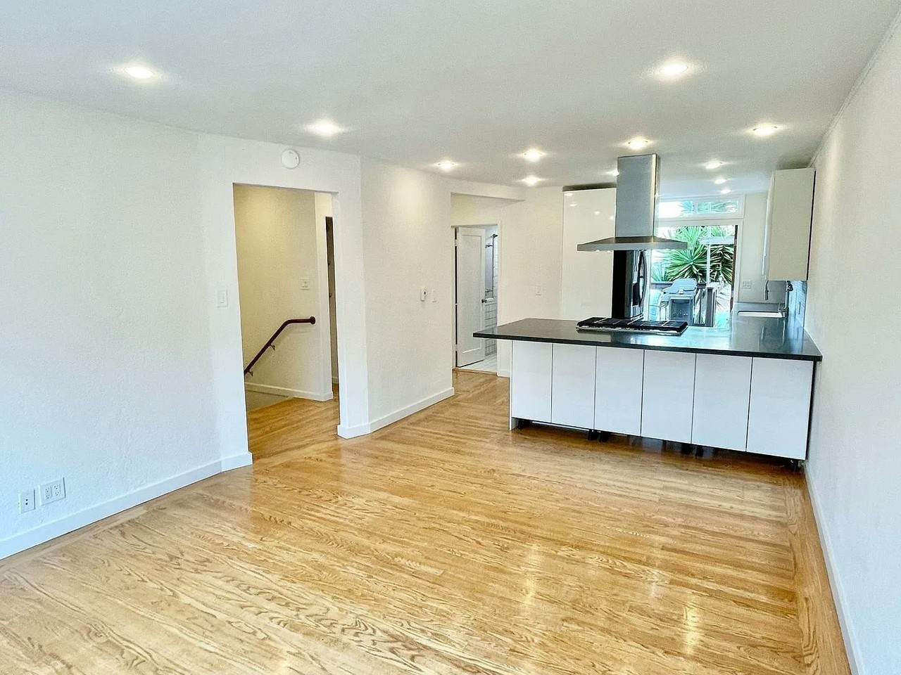 809 Colby St - Photo 6 of 27