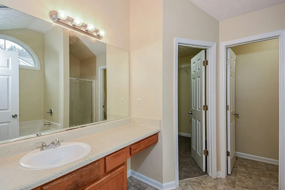 7330 Copperbend Ct SE - Photo 3 of 8