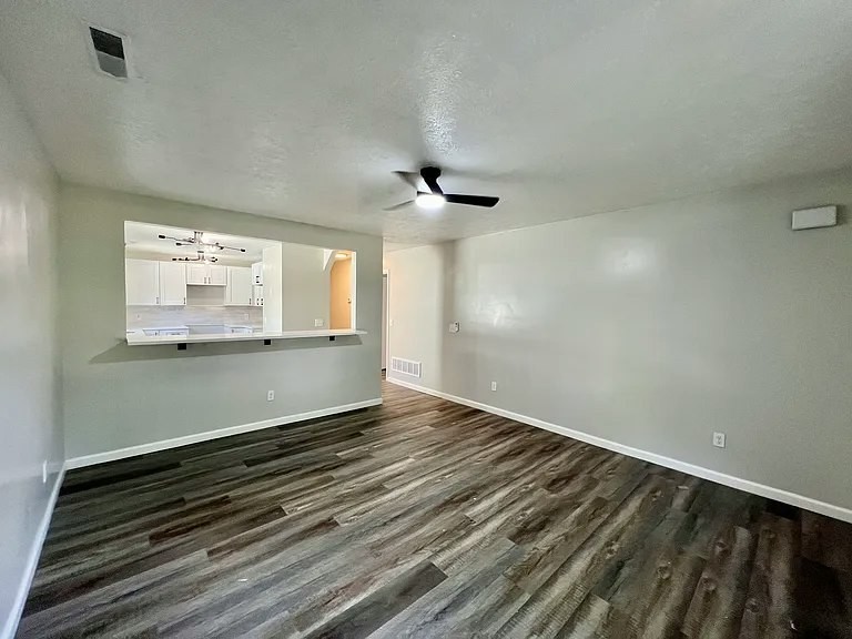 28 Sycamore Drive - Photo 7 of 19