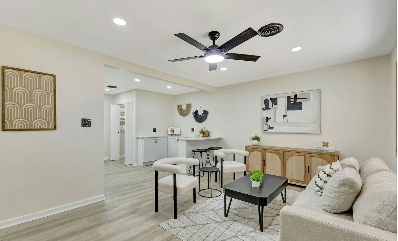 608 Richardson Drive - Photo 4 of 26