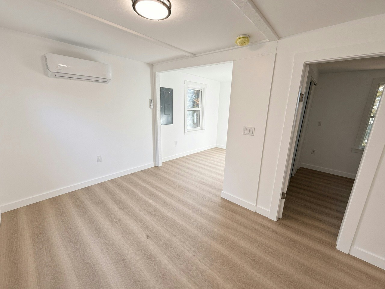 23 Hobart Road - Photo 6 of 13