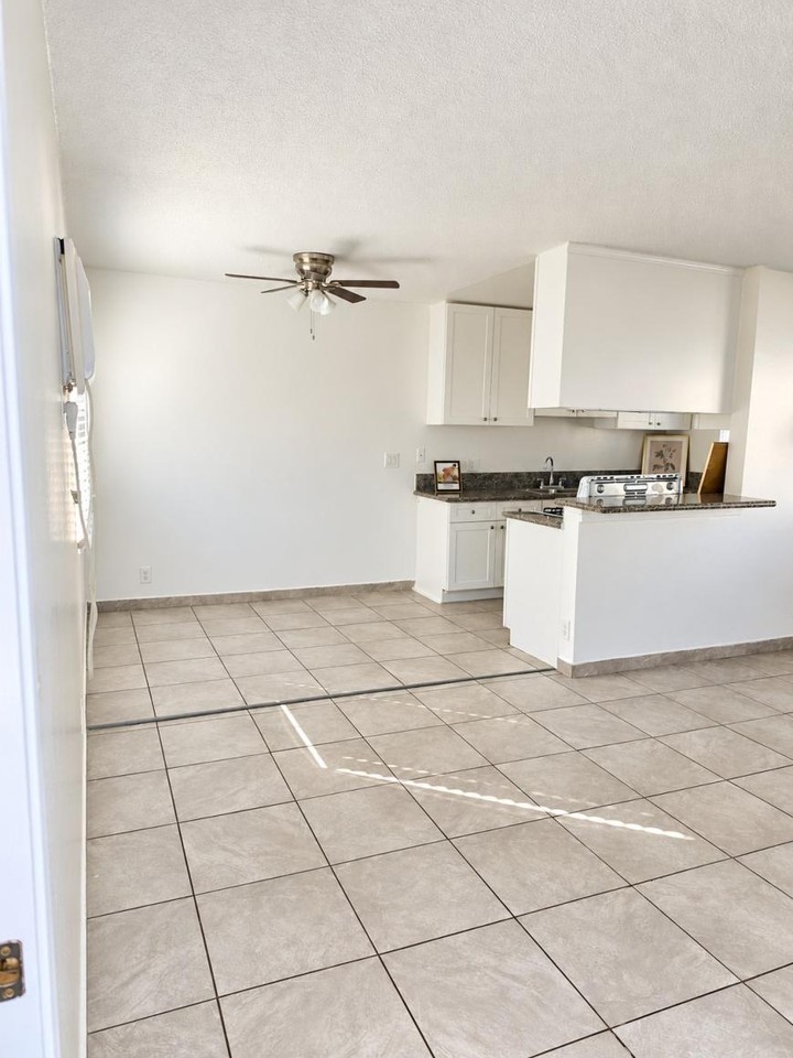 14714 Titus St - Photo 3 of 10