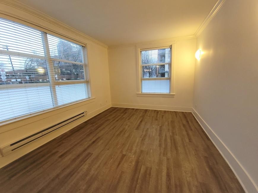 1619 Cypress St - Photo 4 of 9