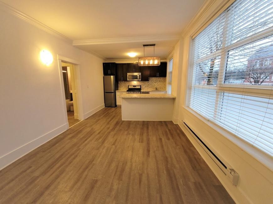 1619 Cypress St - Photo 5 of 9