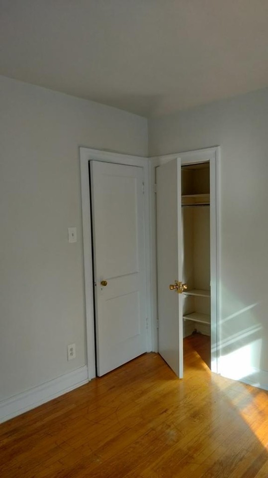 4037 W School St - Photo 6 of 8