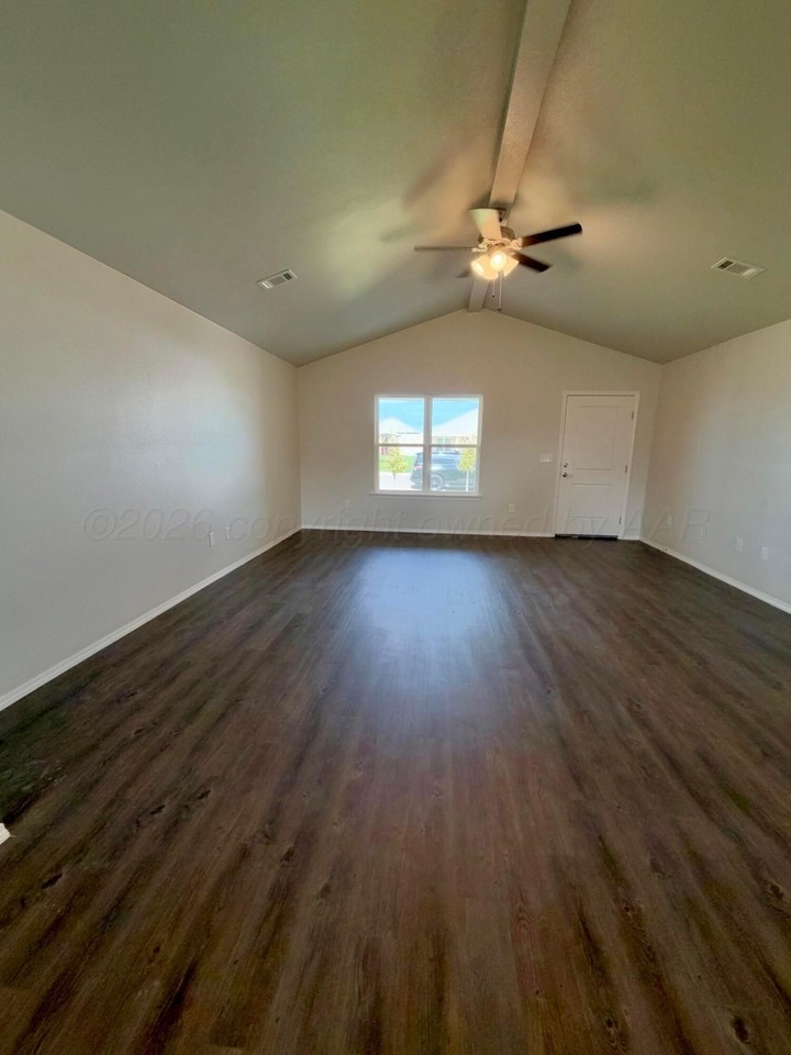 4405 Sunset St - Photo 2 of 13