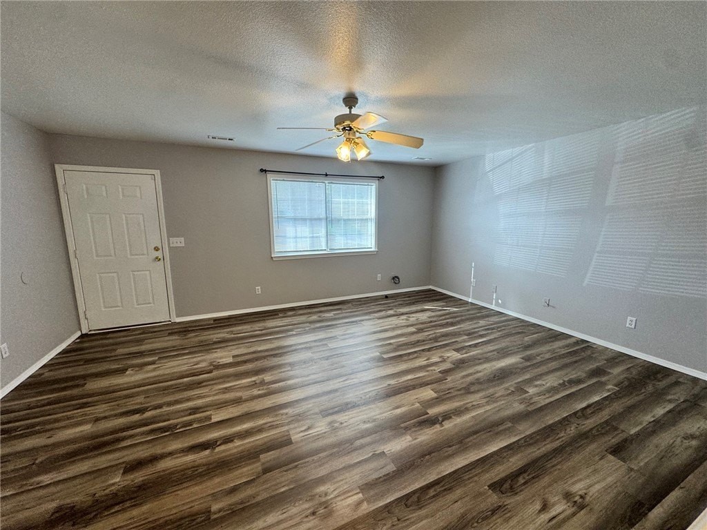 53B Holly Dr - Photo 2 of 12