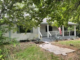503 Robinson Ave - Photo 1 of 1