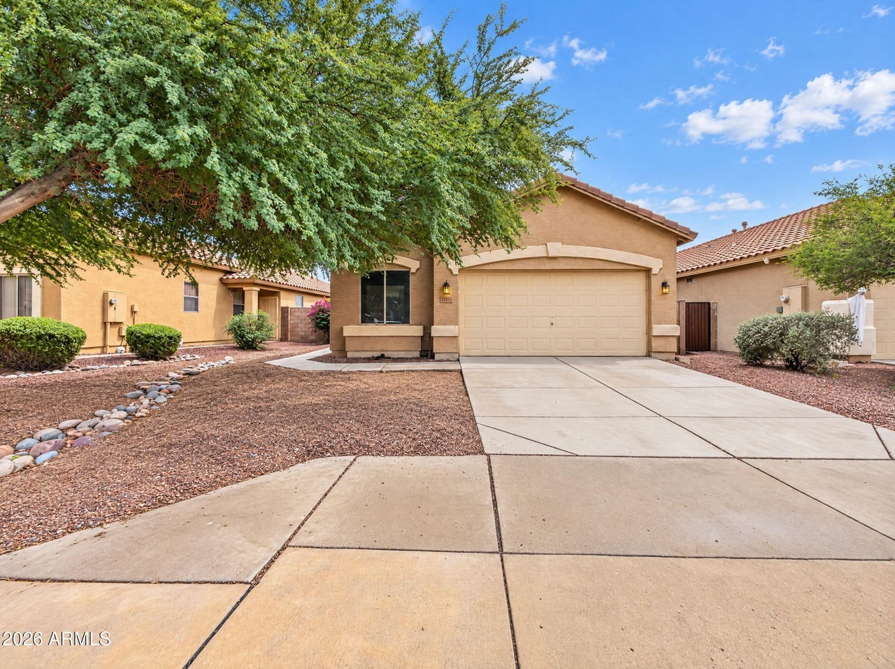 12831 W Glenrosa Dr - Photo 2 of 49