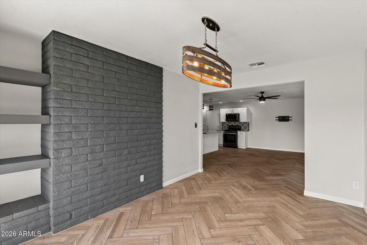 3127 W Yucca St - Photo 4 of 25