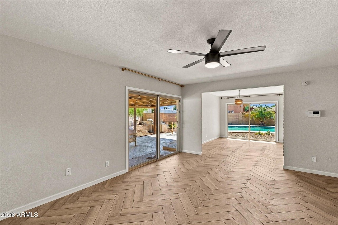 3127 W Yucca St - Photo 6 of 25