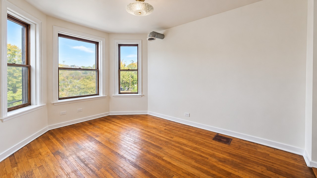 3135 W Augusta Blvd #3W - Photo 6 of 26