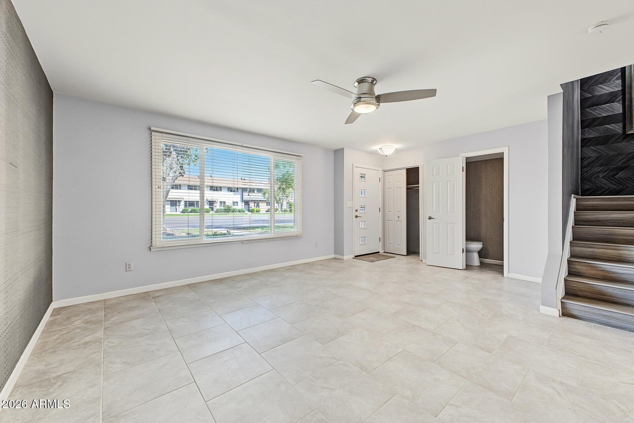 8533 E Mcdonald Dr - Photo 4 of 37
